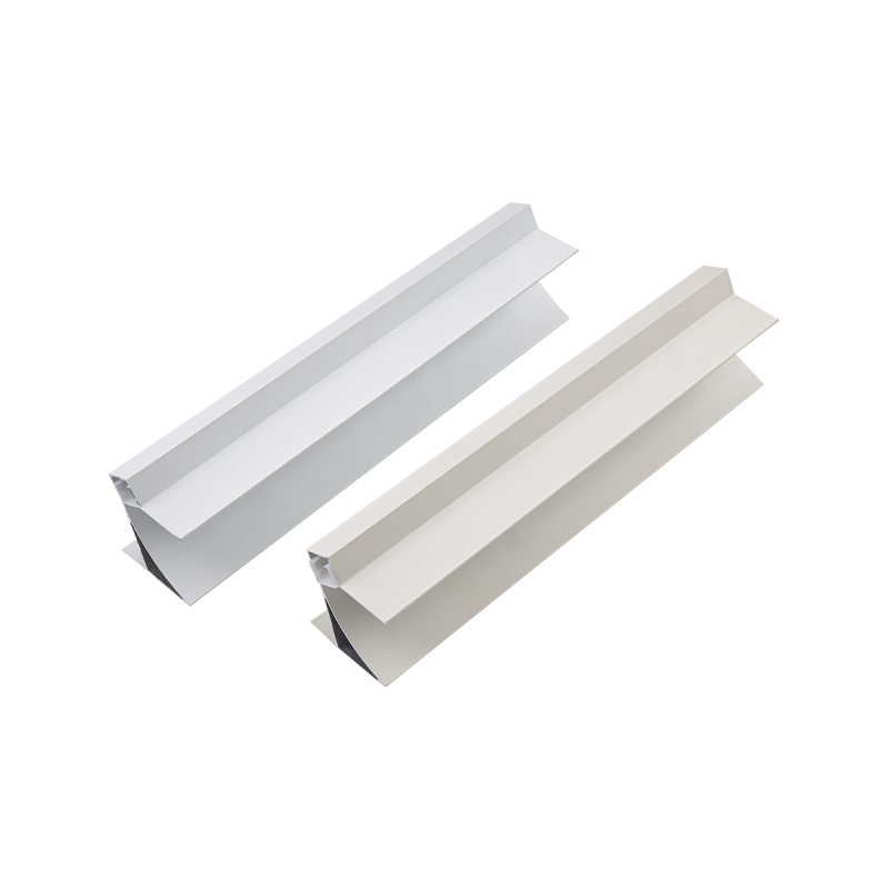 Vrstvený sekundární paprsek kompatibilní s více scénami